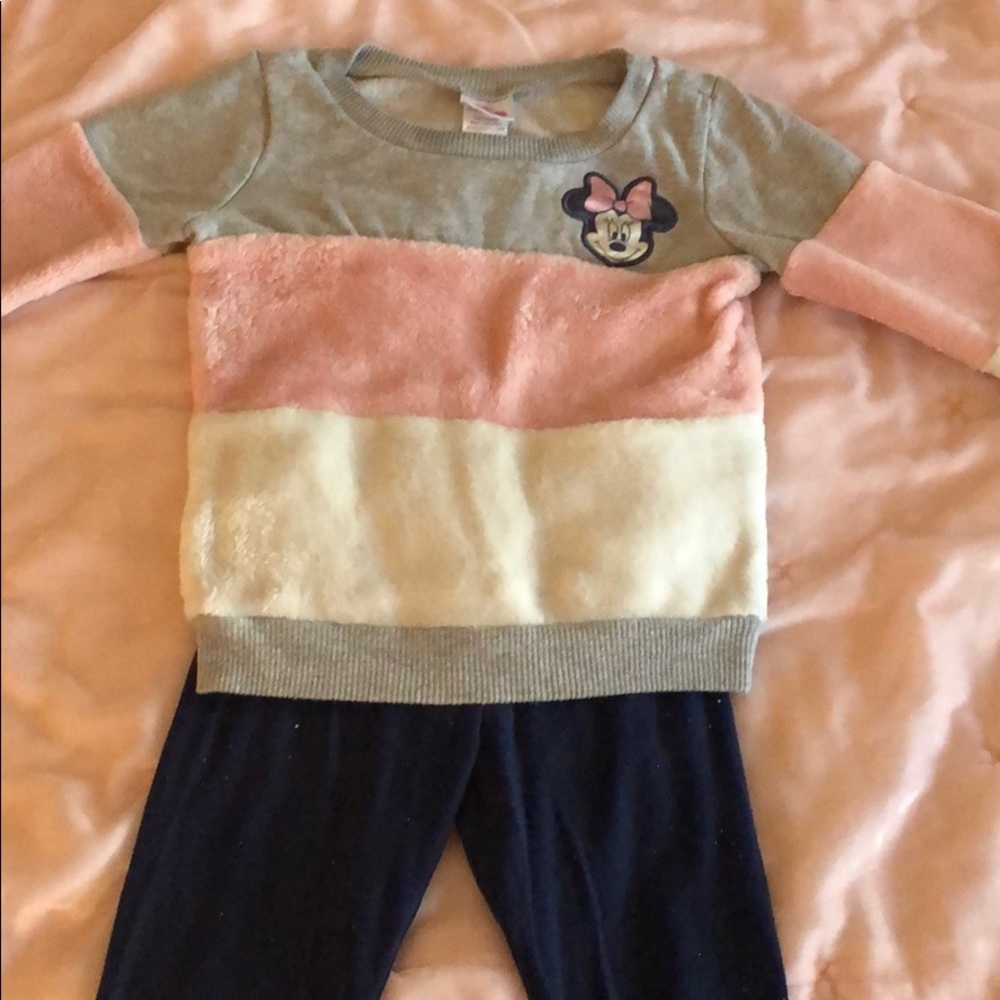4T Minnie Mouse set